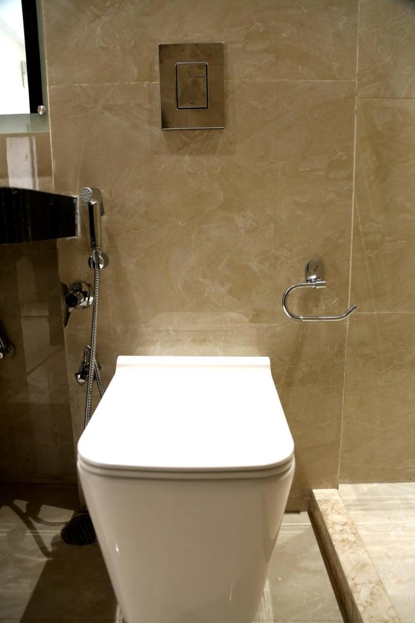 Awadh Inn Noida Ngoại thất bức ảnh